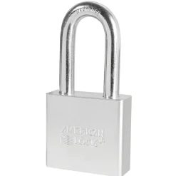 Outlet Master Lock Solid Body Padlock
